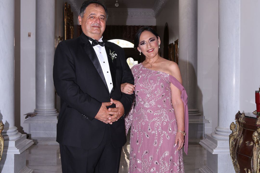 La boda de Estefanía Abraham Domene y Alejandro Wabi