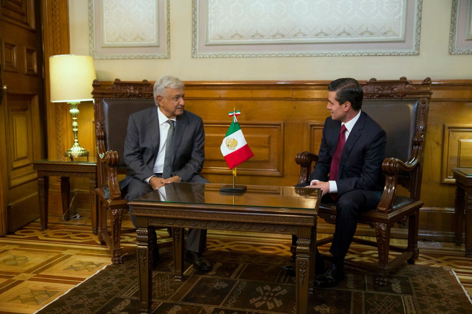 Las fotos del encuentro de Andrés Manuel López Obrador y Enrique Peña Nieto 