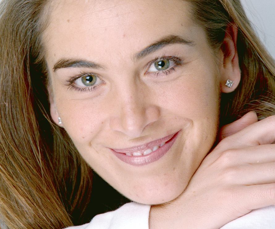 Harper’s Bazaar en Estados Unidos responde a la polémica sobre Lucía Alarcón