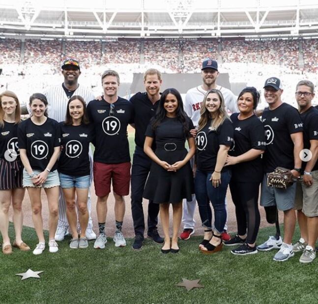 El look de Meghan Markle en el partido de béisbol de los Boston Red Sox contra los New York Yankees