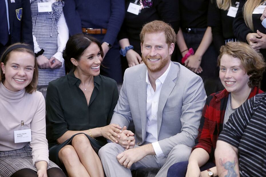 El príncipe Enrique y la duquesa Megan realizan su primera visita a Sussex