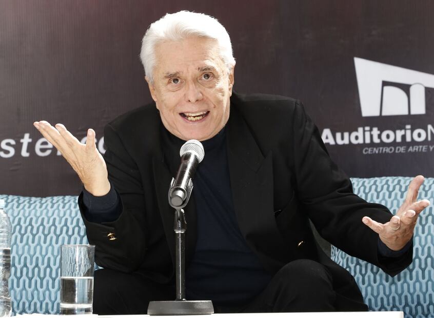 Enrique Guzmán pendiente del estado de salud de Silvia Pinal