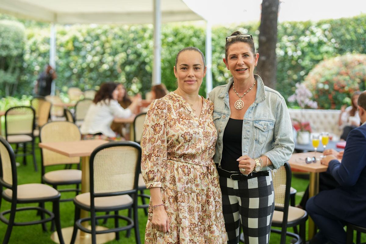 Tania Castillo y Lizette Lohr. (Foto: Leonardo González)
