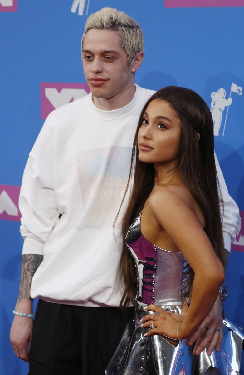 Paris Hilton, Ariana Grande y otras famosas que son “novias fugitivas”