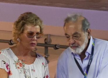 Carlos Slim y su novia Mercedes Sánchez Navarro presentes en el Abierto Mexicano de Tenis