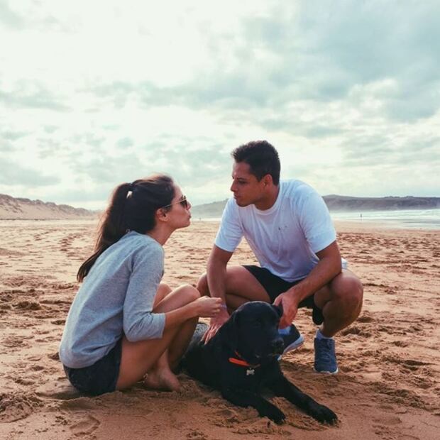 Así es la vida en pareja de Chicharito Hernández y Lucía Villalón 