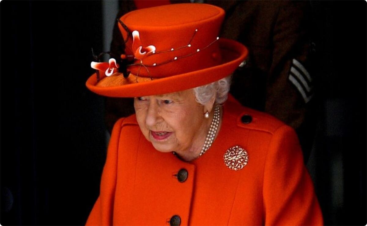 Stewart Parvin, diseñador de la reina Isabel, dará uniformes a médicos contra Covid-19