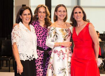 Celina del Villar y Kika Edgar en el desfile de 43 años de Frattina