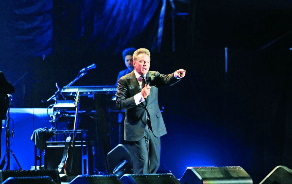 ¿Quién es el empresario al que le cantó Luis Miguel en su fiesta?