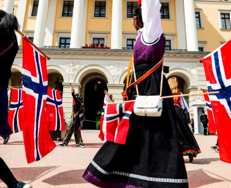 Familia real celebra el día nacional de Noruega sin la princesa Martha Louise y su novio el chamán