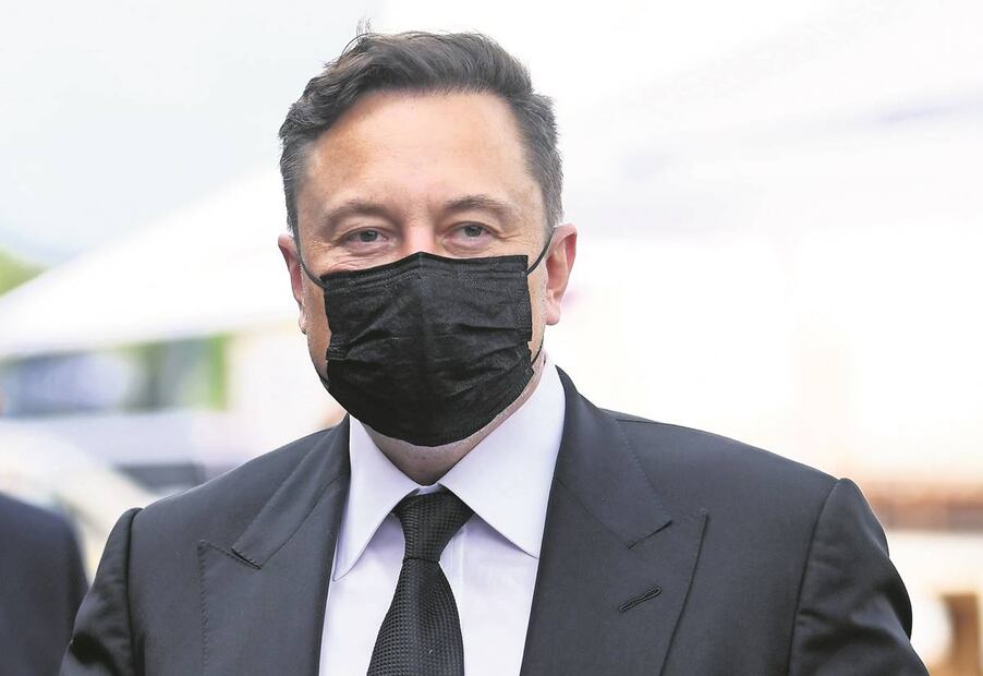 La enemistad entre Elon Musk y Jeff Bezos: esta vez por Tesla