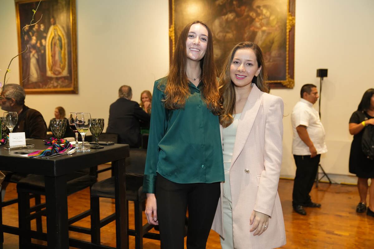 Ana Cecilia Quiroz y Daniela Montemayor. (Foto: Héptor Arjona)