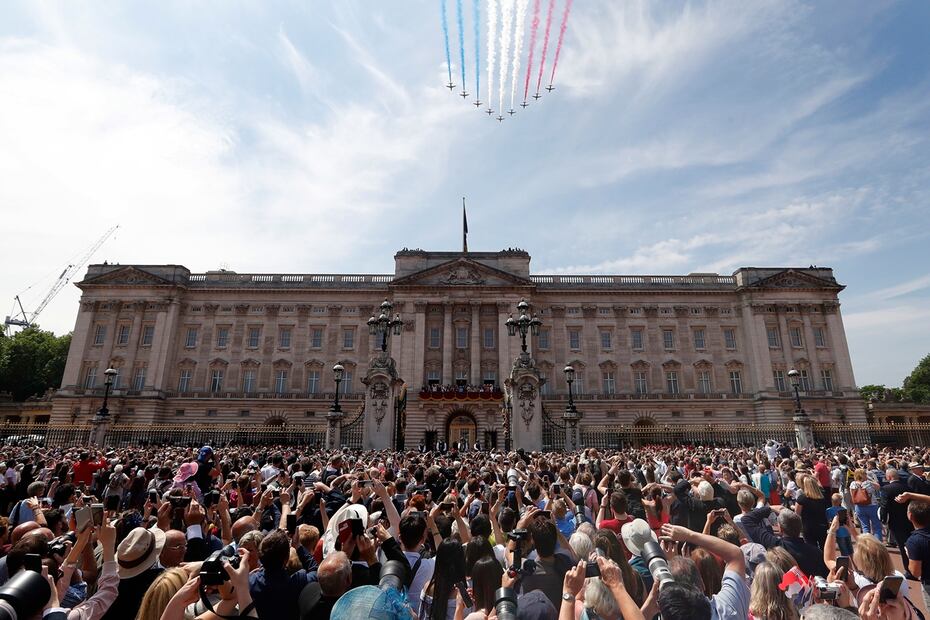 Revelan cuánto cuesta mantener la monarquía de Reino Unido; los gastos van en aumento