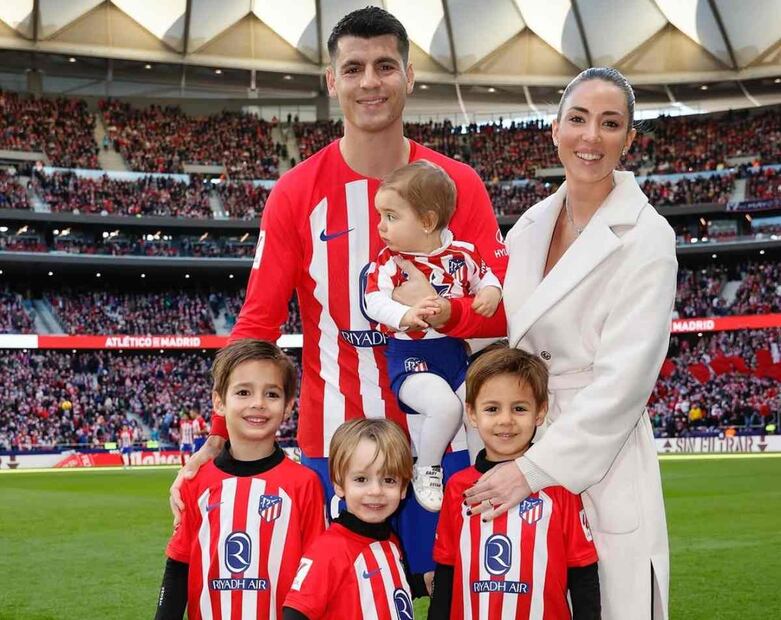Álvaro Morata y Alice Campello junto a sus hijos / Foto: Instagram