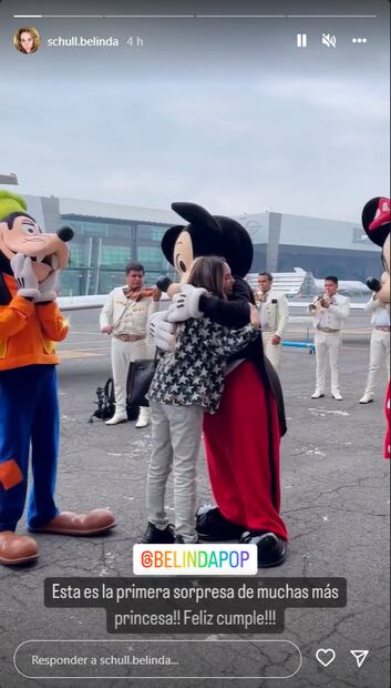 Belinda cumple 33 años y vuelve a celebrar con personajes de Disney