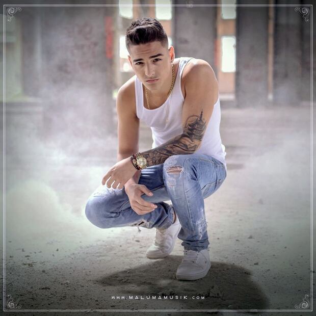 La sorprendente transformación de la imagen de Maluma
