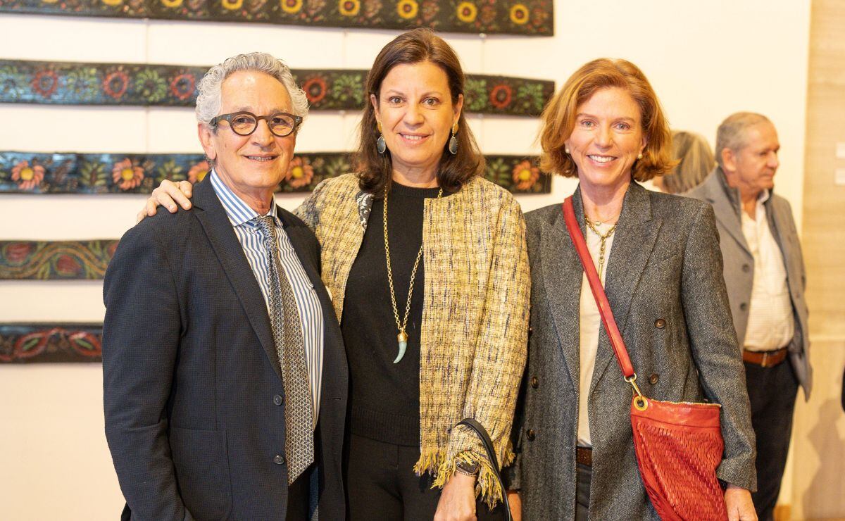 Ricardo Salas, Alexandra Ysenburg y Ximena Olazabal / Foto: Héctor Arjona