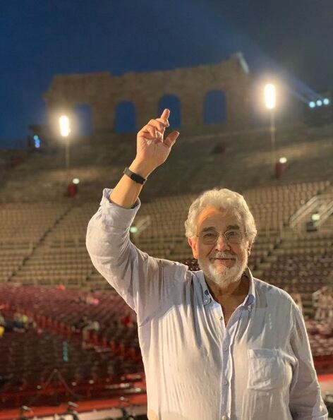 Placido Domingo renuncia como director de la Ópera de Los Ángeles tras acusaciones por abuso sexual
