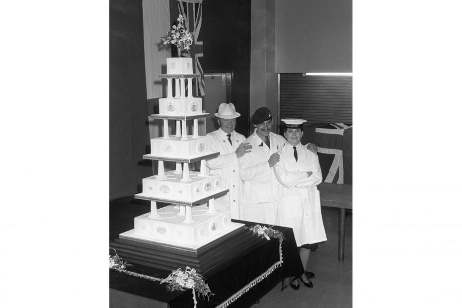 ¿Cómo han sido los pasteles en las bodas de la realeza británica?