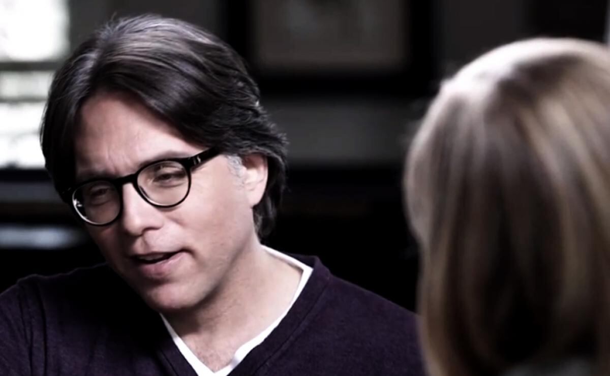 Keith Raniere recibe cadena perpetua por secta NXIVM