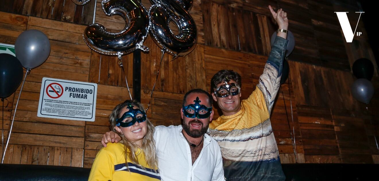 Pato Domínguez, ex cuñado de Tania Ruiz, celebra su cumpleaños en grande 