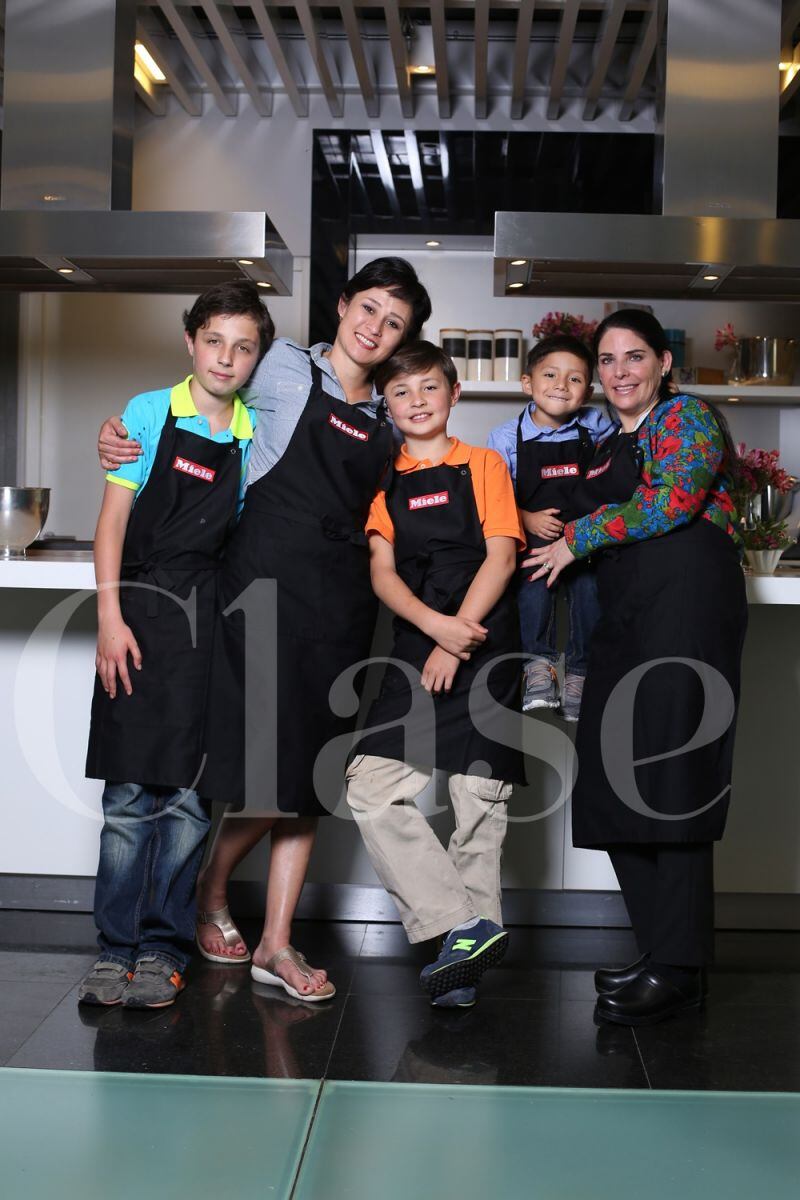 Zahie Téllez y Alexandra Rendón cocinan con sus hijos 