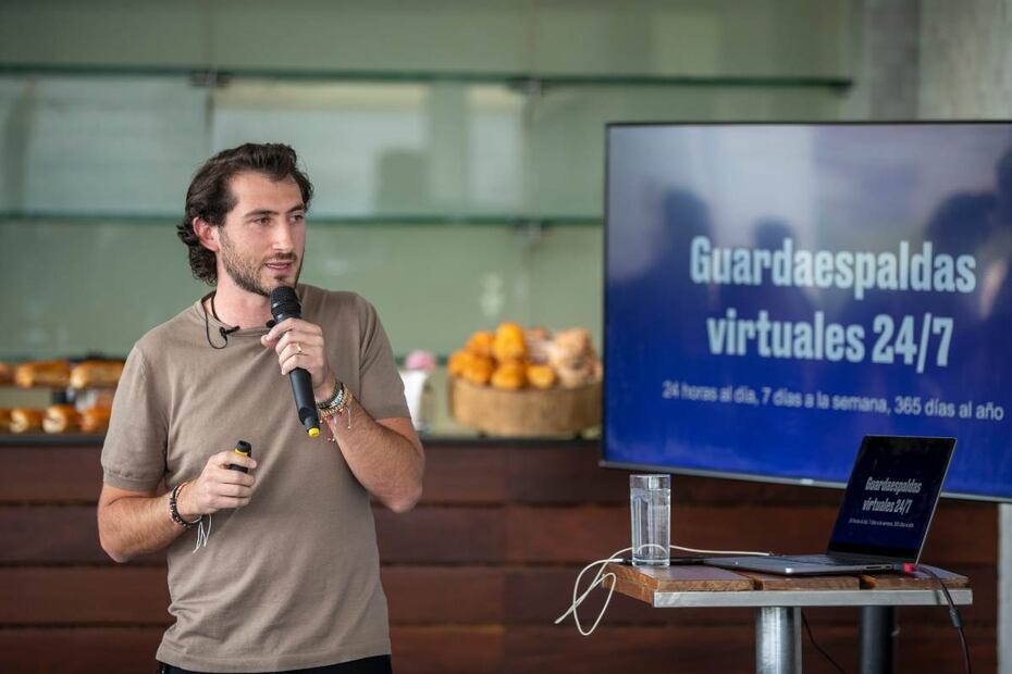 Carlos Gotlib, hijo de Adela Micha, presenta WeHelp