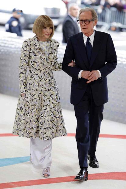 Anna Wintour, de 73 años, debuta con nuevo novio, Bill Nighy, en la noche del Met