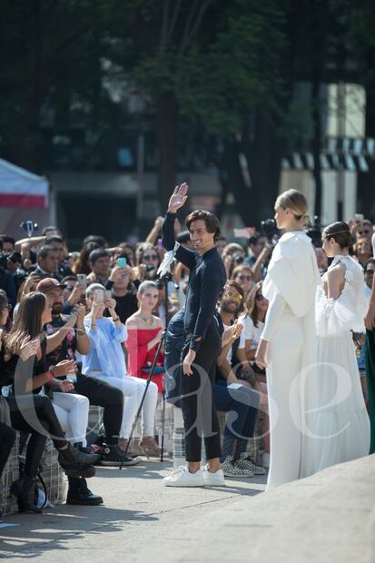Pasarela histórica en el Ángel de la Independencia