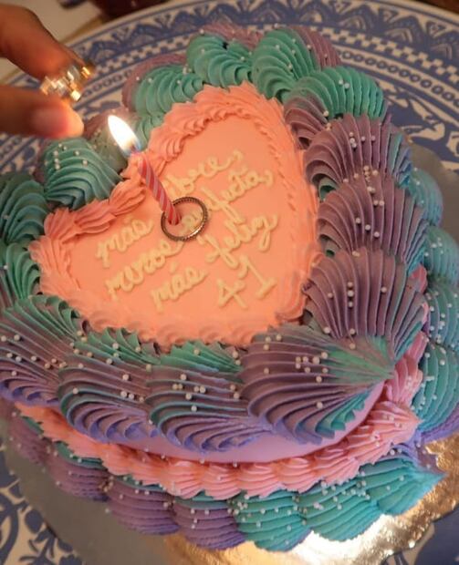 El pastel de cumpleaños de Marimar Vega / Foto: Instagram