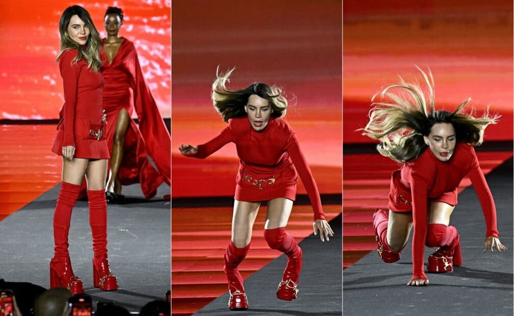 Así fue el momento en que Belinda sufrió una caída durante el desfile de L'Oreal París / Foto: AFP