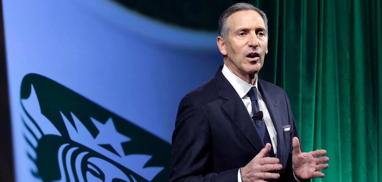 <p>Howard Schultz vivió una infancia de pobreza, pero eso no impidió que construyera un emporio cafetero. <strong>(Fotos: AP, Instagram)</strong></p>
