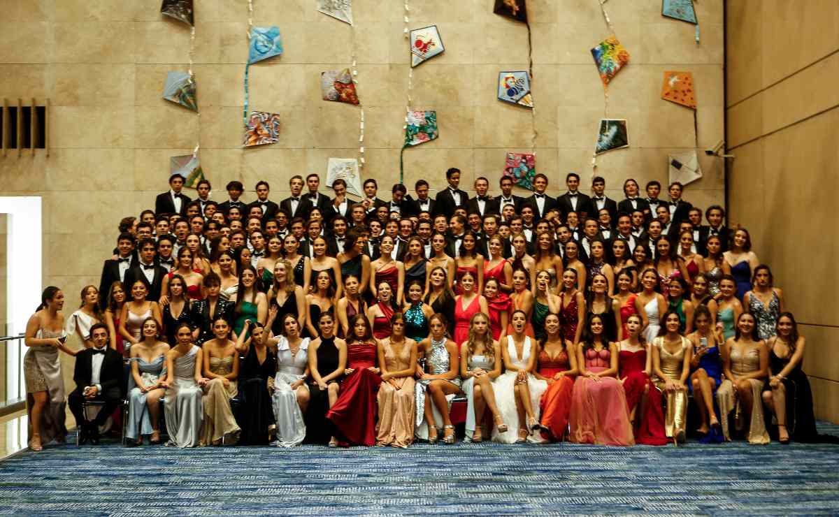 Así fue la espectacular graduación del Colegio Vista Hermosa