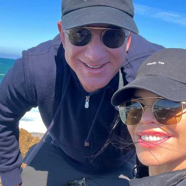 Jeff Bezos y Lauren Sanchez / Foto: Instagram
