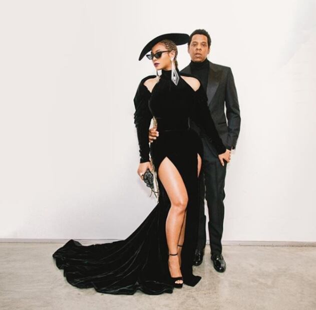 ¿Cuántos millones de dólares costó el look de Beyoncé en los Grammy?