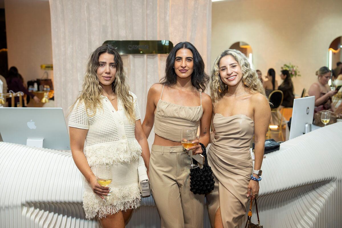 Miriam Halwani, Alexia Vales y Carlota Herrera. (Foto: Héptor Arjona)