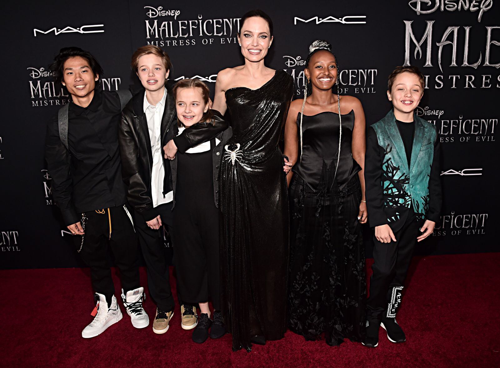 La primera alfombra roja de Shiloh, hija de Angelina Jolie, después de su cambio de sexo