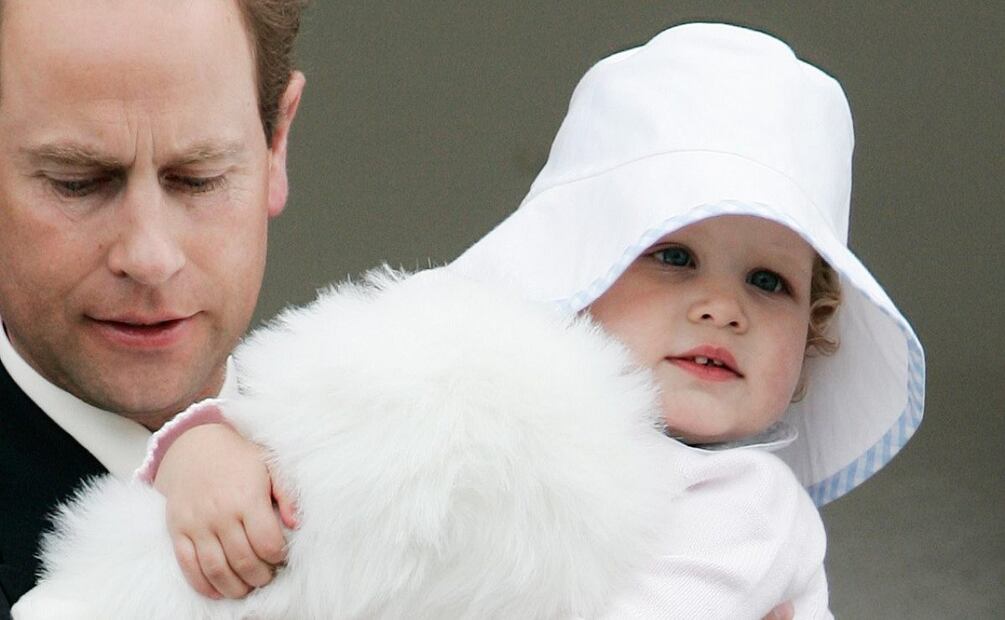 La grave condición ocular de la nieta de la reina Isabel II