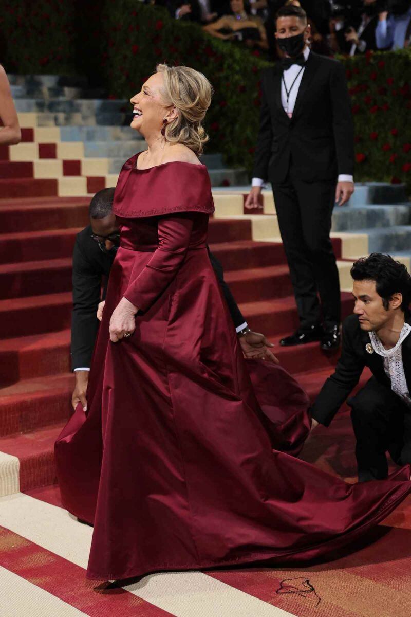 El bordado secreto del vestido de Hillary Clinton para el MET Gala 2022