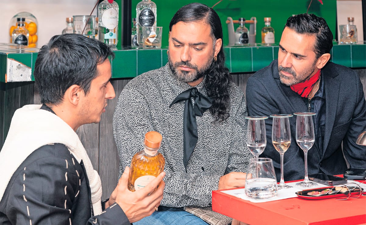 Rodrigo Mora, Emmanuel Caurel y Julien Bizarre. / Foto: Especial