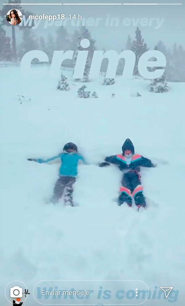 Paulina, Nicole y Alejandro Peña se divierten como niños en la nieve 