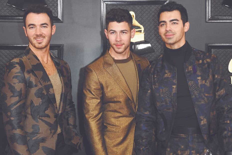 Así grabaron los Jonas Brothers y Karol G su video a través de Zoom