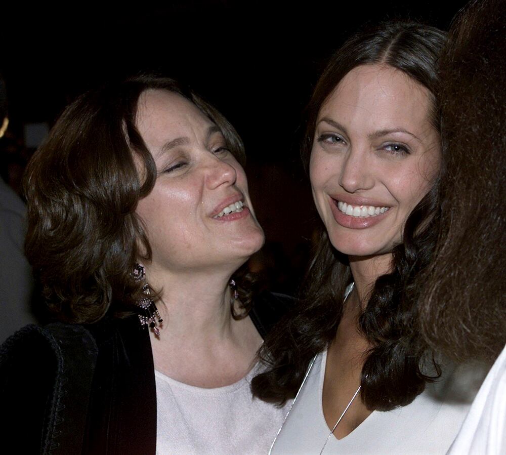Las 11 cosas más extrañas sobre Angelina Jolie 