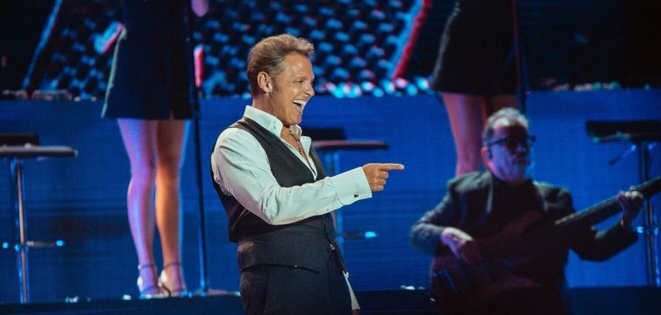 Luis Miguel festeja su cumpleaños junto a su hermano Alex Basteri y Gerardo Islas