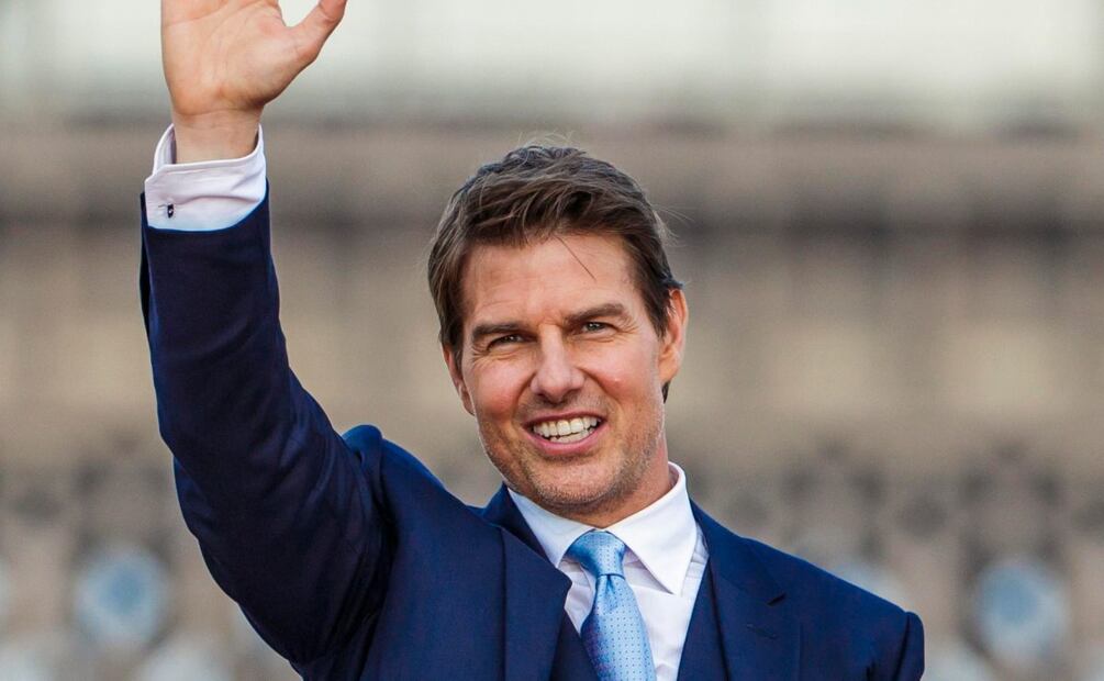 Tom Cruise aparece irreconocible con la cara completamente hinchada