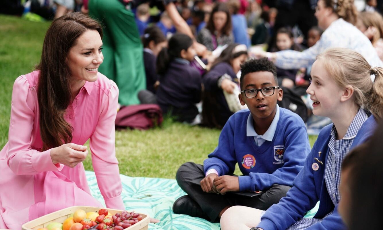 Kate Middleton en el primer picnic infantil del Chelsea Flower Show / AP