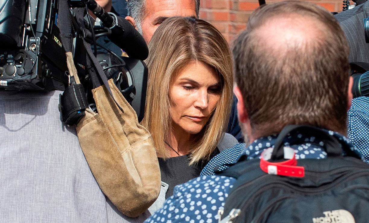 Hijas de Lori Loughlin, devastadas tras declararse culpable de fraude universitario 