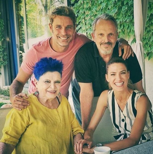 Miguel Bosé pasará la Navidad en México con dos de sus hijos