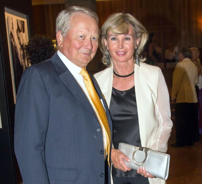 El multimillonario Wolfgang Porsche solicita divorcio de su esposa por sufrir demencia