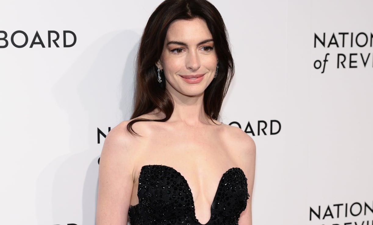 Anne Hathaway hipnotiza con atrevidas fotos y abre su corazón: “No me daban  papeles”